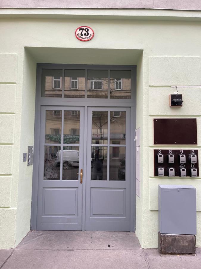 Gesamte Fuer 4 Personen 8 Vienna